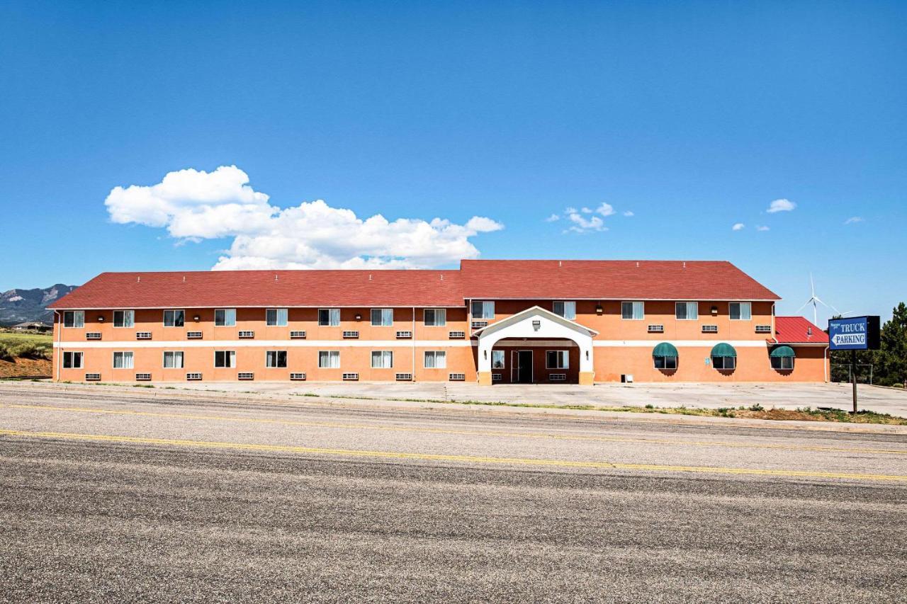 Rodeway Inn & Suites Monticello Extérieur photo